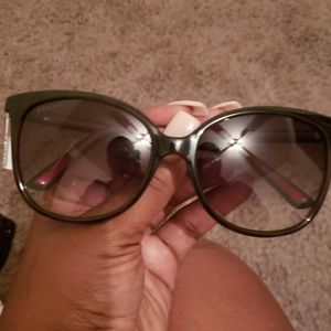 Gucci GG0508S Tortoise Sunglasses.